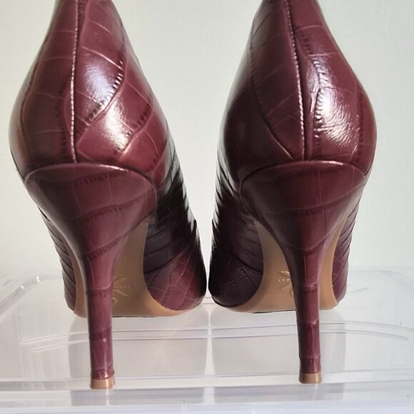 Nine West Burgundy Snake-Embossed Leather, Size 8 1/2 - Picture 13 of 14